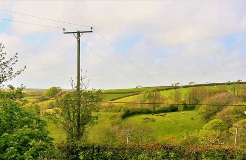 Holsworthy Cabaña | 3 bedroom accommodation in Bridgerule, near Bude