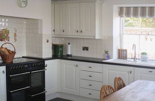 Cornwall Cabaña | 3 bedroom accommodation in Wellington
