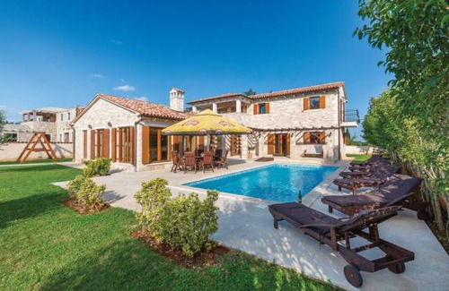 Divsici Casa | 3 bedroom accommodation in Divsici