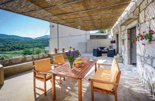 Mrcevo Casa | 3 bedroom accommodation in Mrcevo