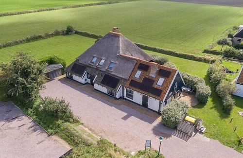 Oosterend Casa | 3 bedroom accommodation in Oosterend