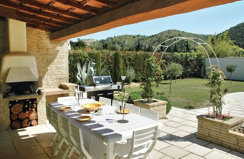 Boulbon Casa | Alojamiento de 3 habitaciones en Boulbon