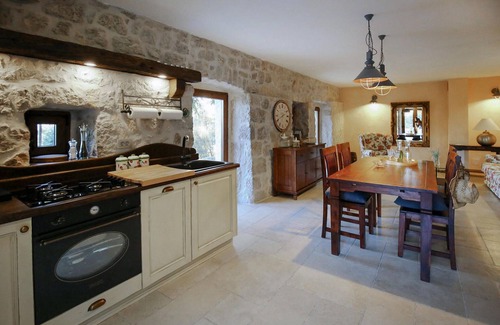 Sibuljina Casa | 3 bedroom accommodation in Tribanj