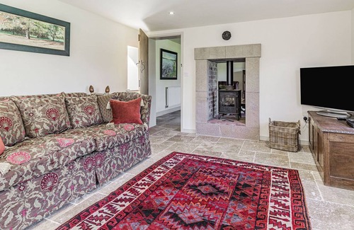Leek Cabaña | 3 bedroom accommodation in Ladderedge, near Leek