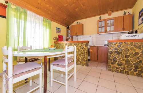 Vodice Apartamento | Alojamiento de 3 habitaciones en Zaton