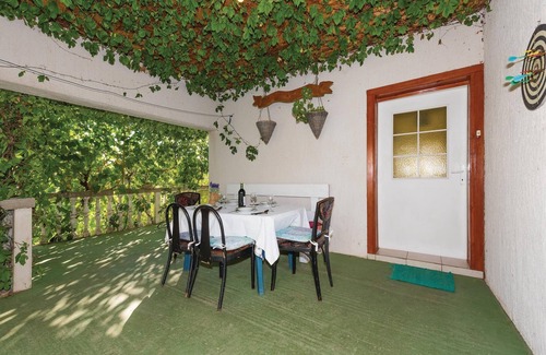 Vodice Apartamento | Alojamiento de 3 habitaciones en Zaton