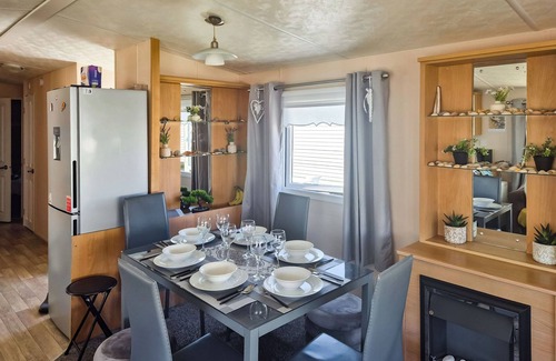 Rhyl Cabaña | 3 bedroom accommodation in Rhyl, near Towyn