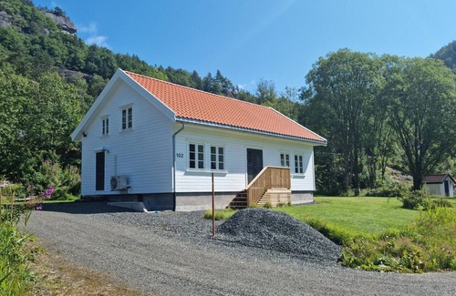 Feda Casa | 3 bedroom accommodation in Feda