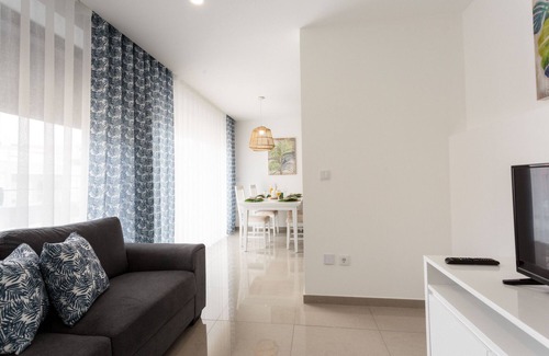 Barra Condominio | 3 bedroom apartment on the seafront