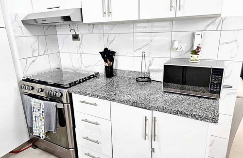 La Caleta Apartamento | 3-bedroom apartment in brilliant Santo Domingo with AC, fitness room, WiFi, Pool