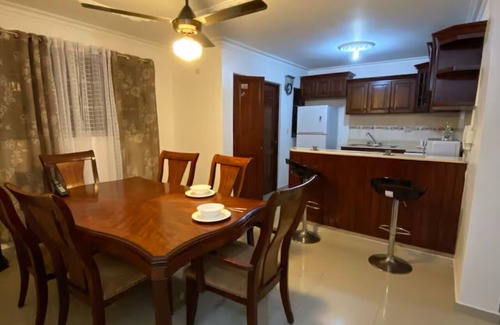 Guaricano Apartamento | 3-bedroom apartment in enchanting Santo Domingo with AC