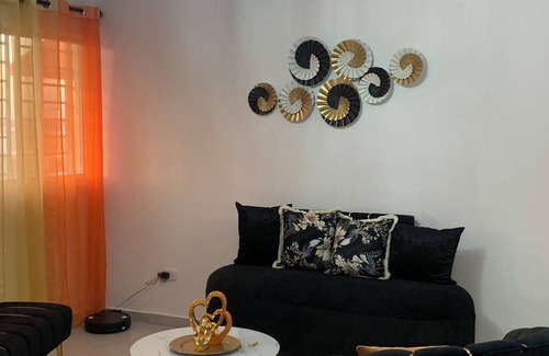 Evaristo Morales Apartamento | 3-bedroom apartment comodidad y tranquilidad , seguridad