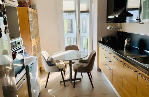 Serifali Mahallesi Apartamento | 3 Bedroom Apartment at Atasehir