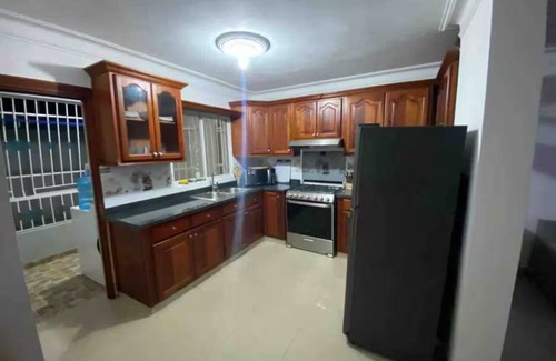 Bani Apartamento | 3-bedroom apartment in charming Baní with AC