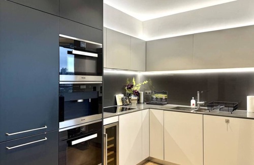 Riverside Apartamento | 3-bedroom apartment in fantastic London with direct Tower Bridge view