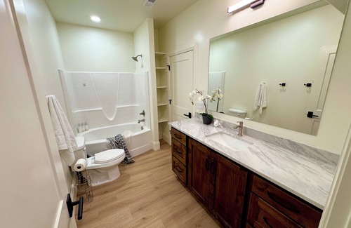 Mapleton Apartamento | 3-bedroom apartment in peaceful Mapleton with WiFi, Climate Control