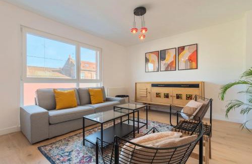 Faubourg de Bethune Apartamento | 3 bedroom apartment near CHU and city center