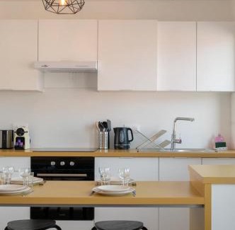 Faubourg de Bethune Apartamento | 3 bedroom apartment near CHU and city center