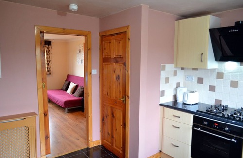 North Glasgow Apartamento | Apartamento de 3 habitaciones - 5 camas + sofá cama - Wi-Fi gratis, estacionamiento y Netflix - HASTA 7 personas