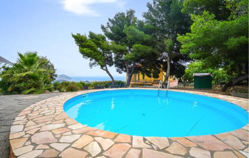 Poggi Apartamento | 3 Bedroom Awesome Apartment In Imperia