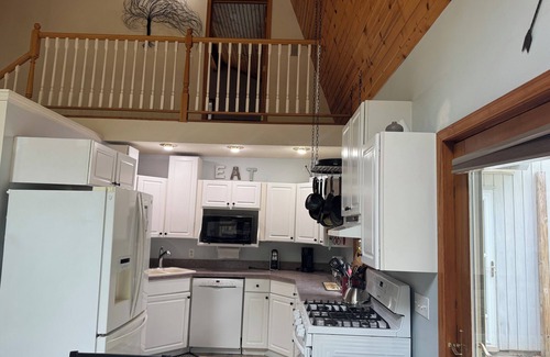 Adair Casa | 3-bedroom barndominium in tranquil Colchester with WiFi, AC. Enjoy your stay