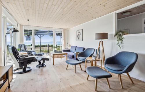 Vibæk Strand Casa | 3 Bedroom Beach Front Home In Ebeltoft