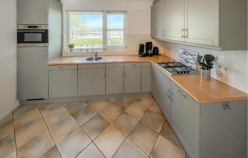 Makkum Casa | 3 Bedroom Beautiful Home In Makkum