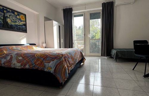 Parioli Cama Y Desayuno | 3-bedroom bed & breakfast in perfect Roma with WiFi, AC