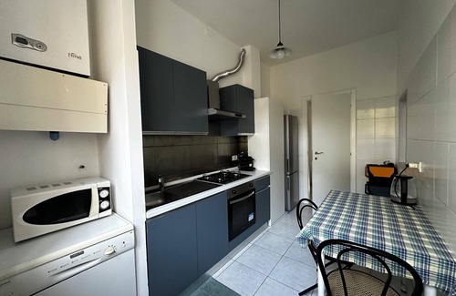 Parioli Cama Y Desayuno | 3-bedroom bed & breakfast in perfect Roma with WiFi, AC