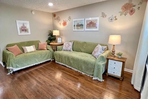 Roanoke Casa | 3 Bedroom - Boho By the Star - Cozy Home Close to Downtown Roanoke