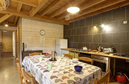 Saint-Romain-d'Urfe Cabaña | Casa rural 3 habitaciones con terraza, jardín y equipo para bebés