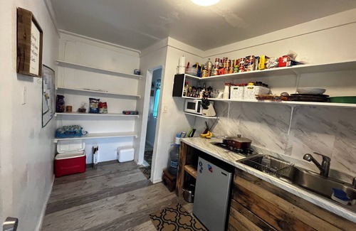 Ainaloa Cabina | 3-bedroom cabin in serene Pāhoa with fitness room, WiFi