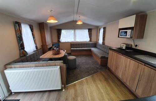 Newquay Cabina | 3 Bedroom Caravan, Sleeps 8, at Parkdean Newquay Holiday Park