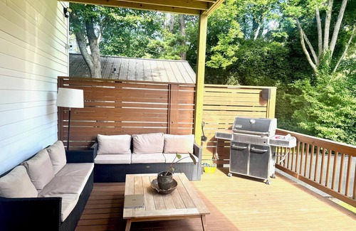 Atlanta Casa | 3-bedroom charming house in west midtown Atlanta with fitness room