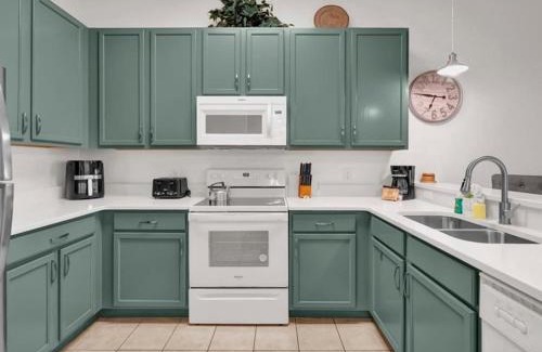 Bahama Bay Casa | 3 Bedroom Condo In Fabulous Resort Near Disney World