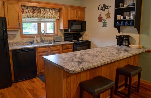 Davis Casa | 🕶 3 Bedroom Condo 🕶 Minutes From Blackwater Falls and Canaan Valley Resort 🐿