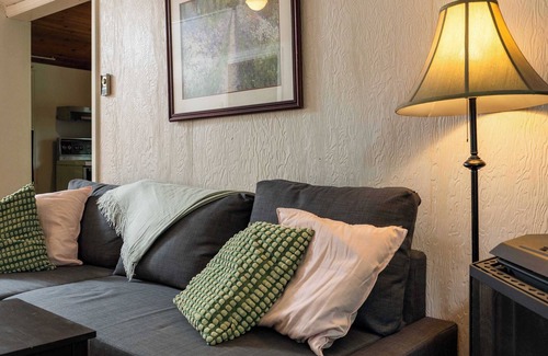 Tay Valley Cabina | 3-Bedroom Cottage #1 "Hamilton"