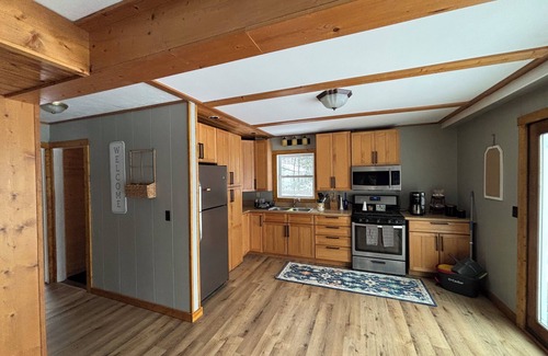 McMillan Cabaña | 3-bedroom cottage in charming McMillan with WiFi in the East Lake Community