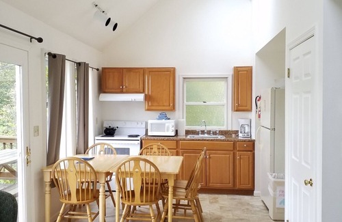 Cooperstown - Otsego Lake Cabaña | 3 bedroom Cottage minutes from Cooperstown on Otsego Lake