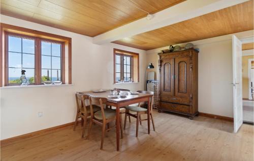 Østermarie Casa | 3 Bedroom Cozy Home In Østermarie