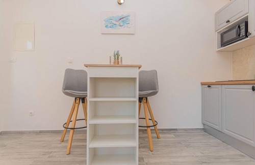 Skradin Casa | Casa acogedora en Skradin con cocina