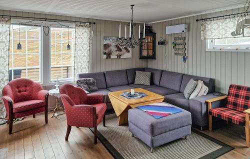 Masy Casa | 3 Bedroom Cozy Home In Snefjord