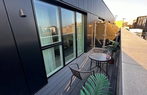 Newham Apartamento | 3 Bedroom Duplex Penthouse with Parking