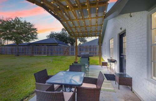 Prien Casa | 3 Bedroom Family Home in Lake Charles La
