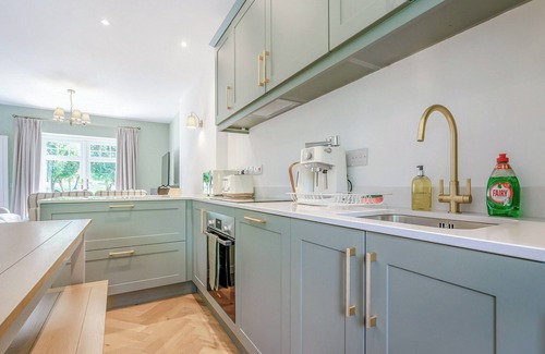 Murthly Cabaña | 3 bedroom accommodation in Kirkton of Lethendy