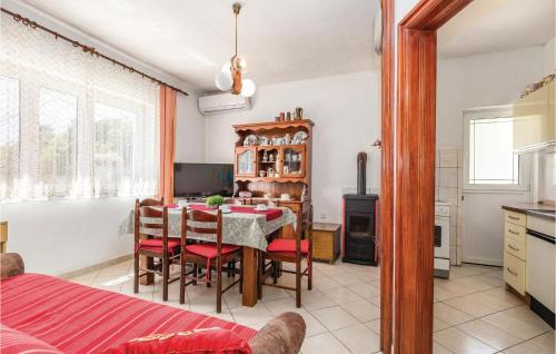 Kampor Casa | 3 Bedroom Gorgeous Home In Kampor