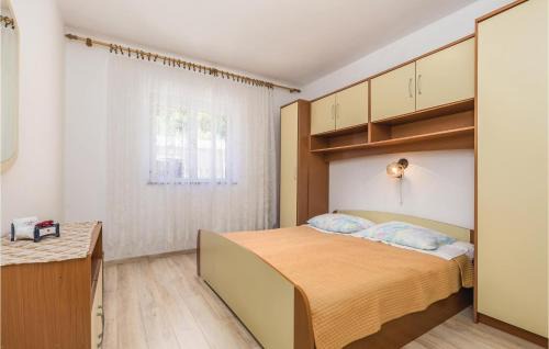 Kampor Casa | 3 Bedroom Gorgeous Home In Kampor
