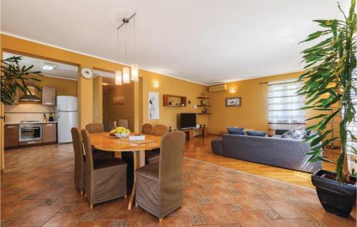 Putini Casa | 3 Bedroom Gorgeous Home In Putini