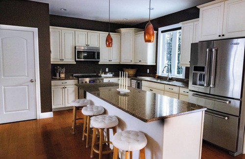 Berwick Casa | 3-bedroom hidden gem house in New Hampshire with fire pit