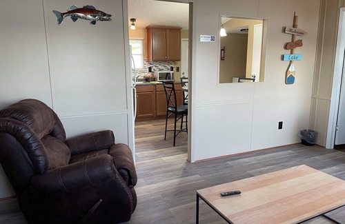 Waterloo Casa | 3-bedroom home on beautiful Lake Greenwood, close to Old Eight Golf Course.